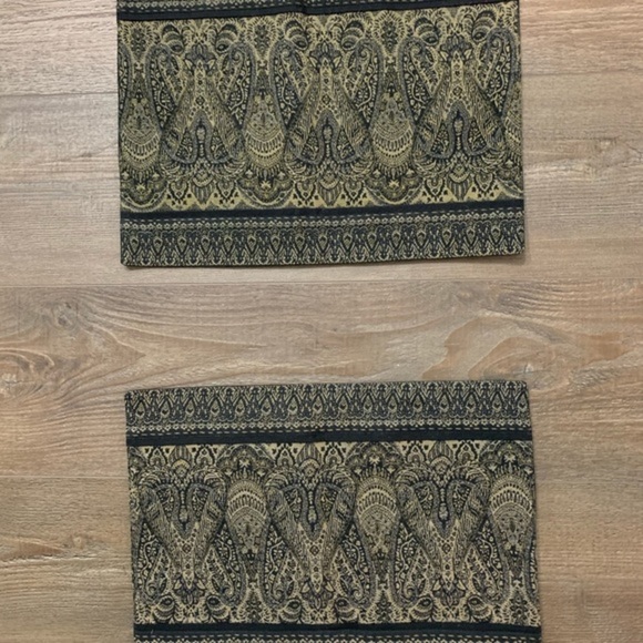 Crate & Barrel place mats - Picture 1 of 6